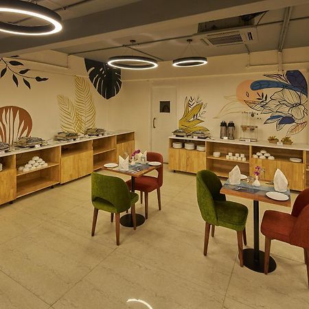 Tulip Inn Koramangala Bangalore Bagian luar foto