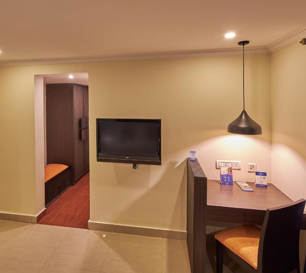 Tulip Inn Koramangala Bangalore Bagian luar foto