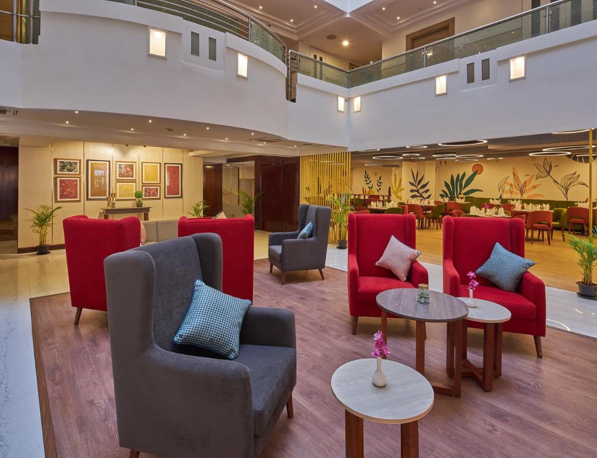 Tulip Inn Koramangala Bangalore Bagian luar foto