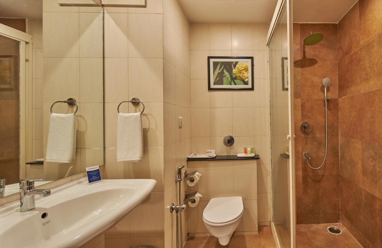 Tulip Inn Koramangala Bangalore Bagian luar foto