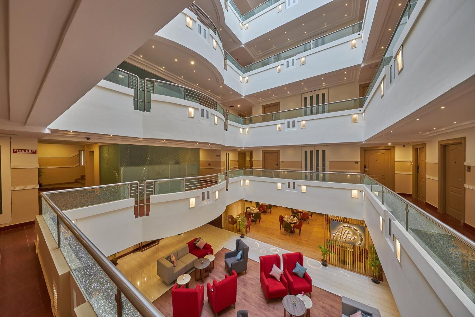 Tulip Inn Koramangala Bangalore Bagian luar foto