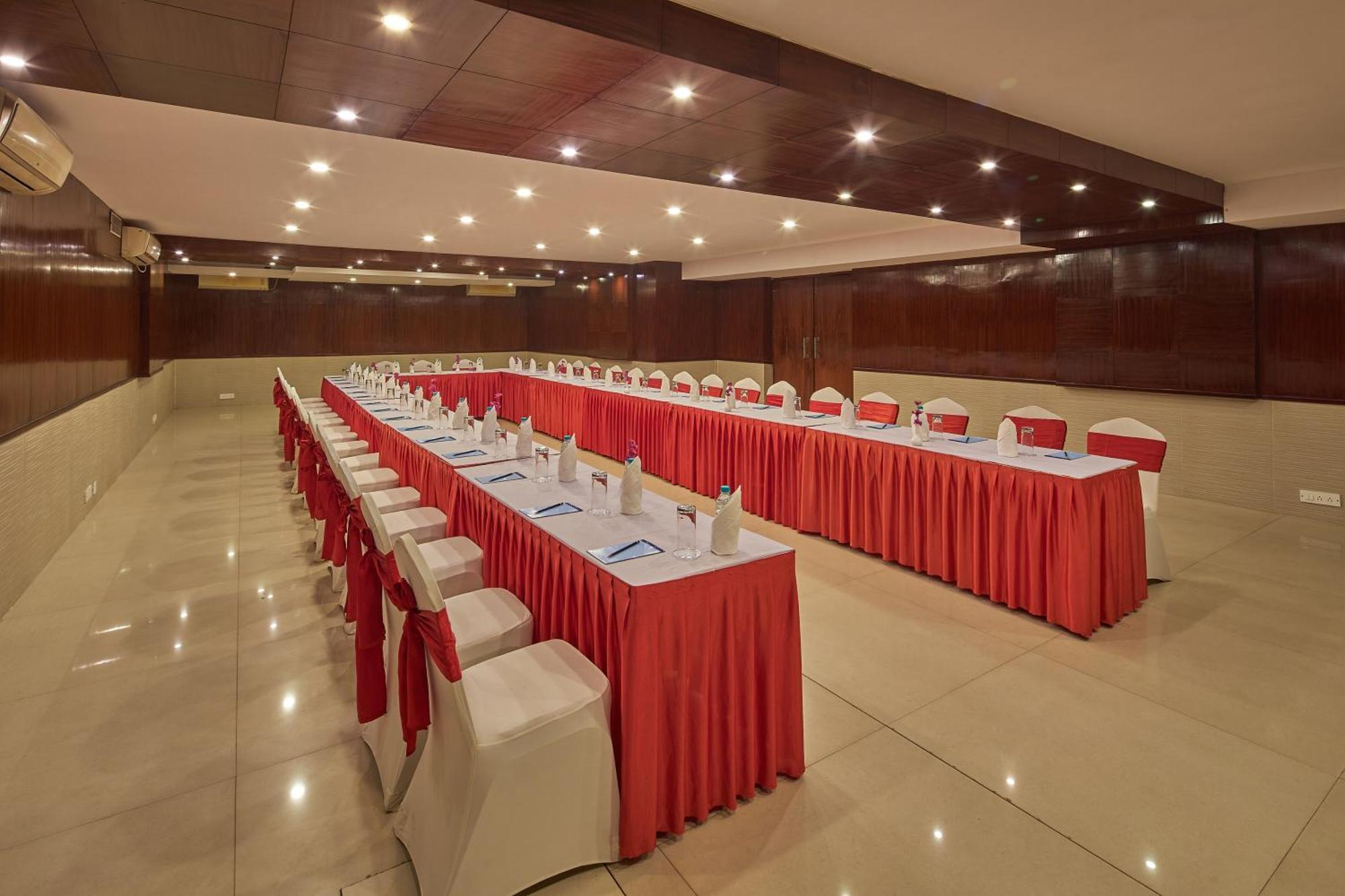 Tulip Inn Koramangala Bangalore Bagian luar foto