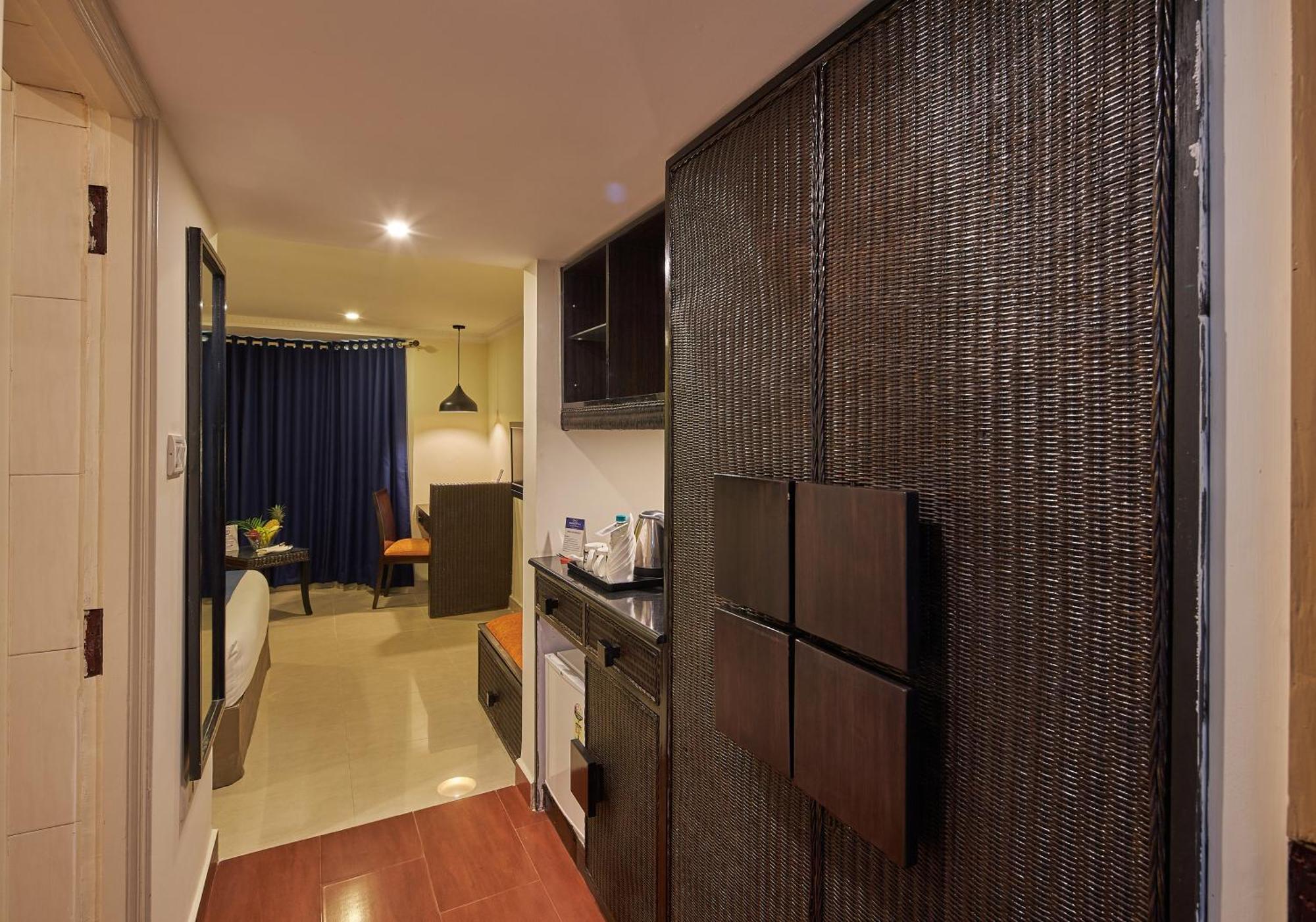 Tulip Inn Koramangala Bangalore Bagian luar foto